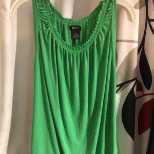Evie Women Green Large Sleeveless Tank Top